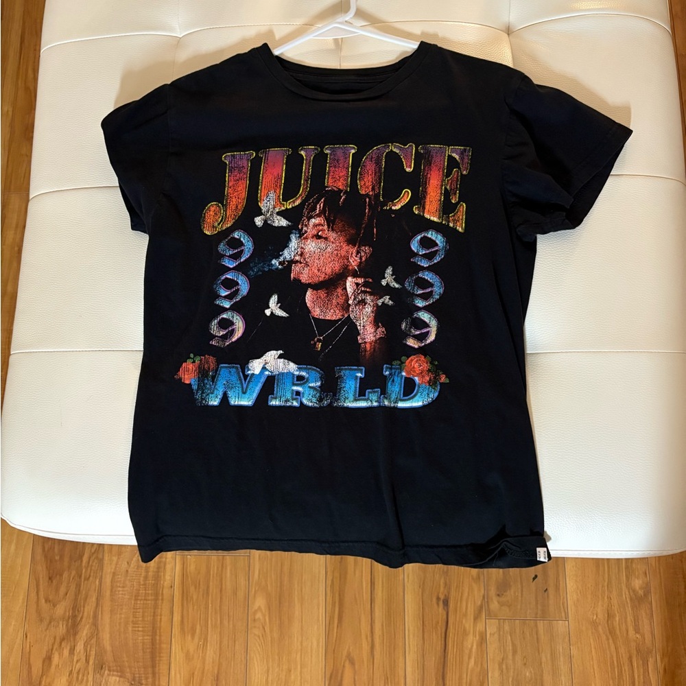 Fashion Nova Black Short Sleeve Tee with Graphic Design (3 shirt package)